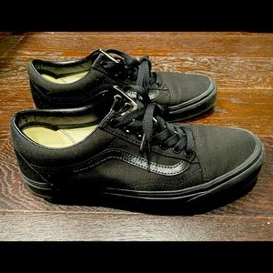 Vans Old Skool Black on Black Canvas Skate Shoe